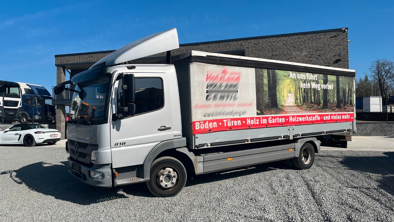 Mercedes-Benz Atego 818 Pritsche + Plane Schiebeplane - Тентованный грузовик: фото 1 Mercedes-Benz Atego 818 Pritsche + Plane Schiebeplane - Тентованный грузовик: фото 1