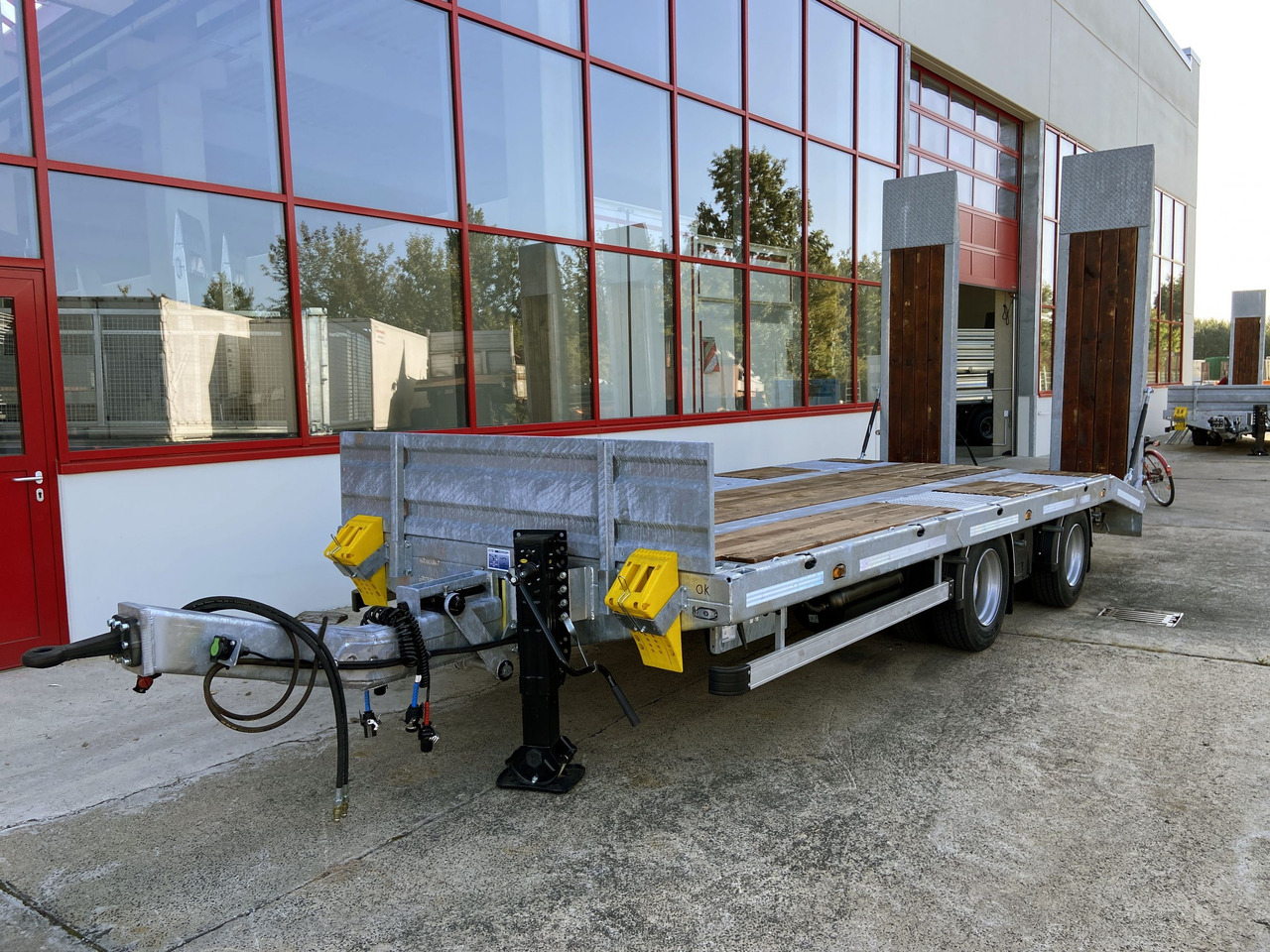 Möslein TT21-7,2 Hydr 21 t Tandemtieflader, hydr. Rampen, NEU - Низкорамный прицеп: фото 5 Möslein TT21-7,2 Hydr 21 t Tandemtieflader, hydr. Rampen, NEU - Низкорамный прицеп: фото 5