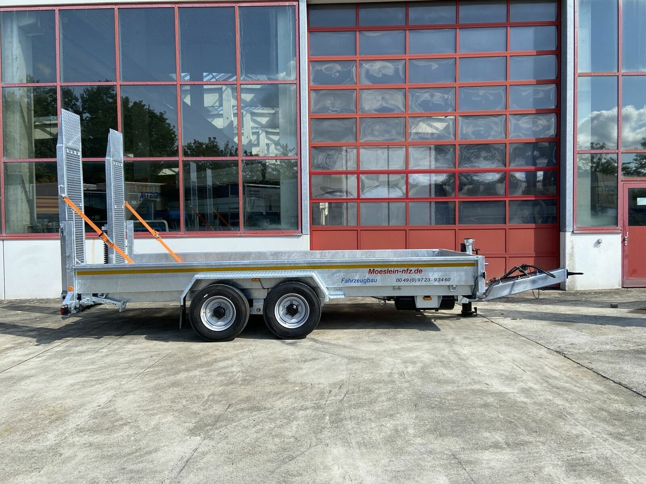 Möslein Tandemtieflader5,50 m x 2 m, Feuerverzinkt - Низкорамный прицеп: фото 1 Möslein Tandemtieflader5,50 m x 2 m, Feuerverzinkt - Низкорамный прицеп: фото 1