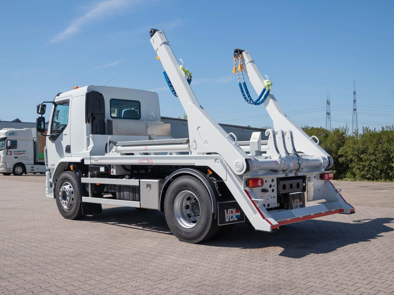 DAF FA LF 310 19t Absetzkipper VDL - Самосвал: фото 5 DAF FA LF 310 19t Absetzkipper VDL - Самосвал: фото 5