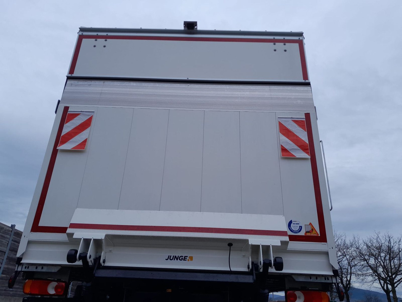 DAF FA XB 230 12t Junge Curtainsider - Тентованный грузовик: фото 5 DAF FA XB 230 12t Junge Curtainsider - Тентованный грузовик: фото 5
