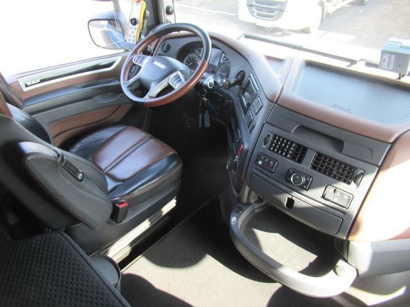 DAF FAN XF 530 SC Abrollkipper - Крюковой мультилифт: фото 5 DAF FAN XF 530 SC Abrollkipper - Крюковой мультилифт: фото 5