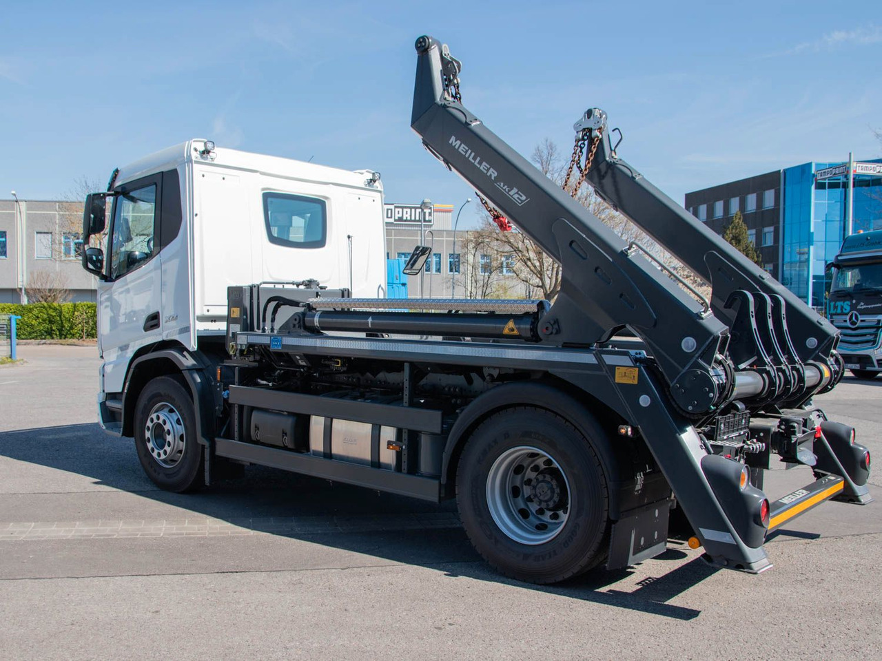 DAF XD 410 FA Meiller Absetzkipper DAF XD 410 FA Meiller Absetzkipper - Портальный бункеровоз: фото 5 DAF XD 410 FA Meiller Absetzkipper DAF XD 410 FA Meiller Absetzkipper - Портальный бункеровоз: фото 5