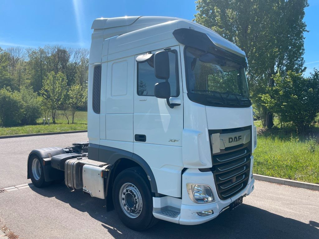 DAF FT XF 480 SC, Kipp-/Schubbodenhydraulik - Тягач: фото 2 DAF FT XF 480 SC, Kipp-/Schubbodenhydraulik - Тягач: фото 2