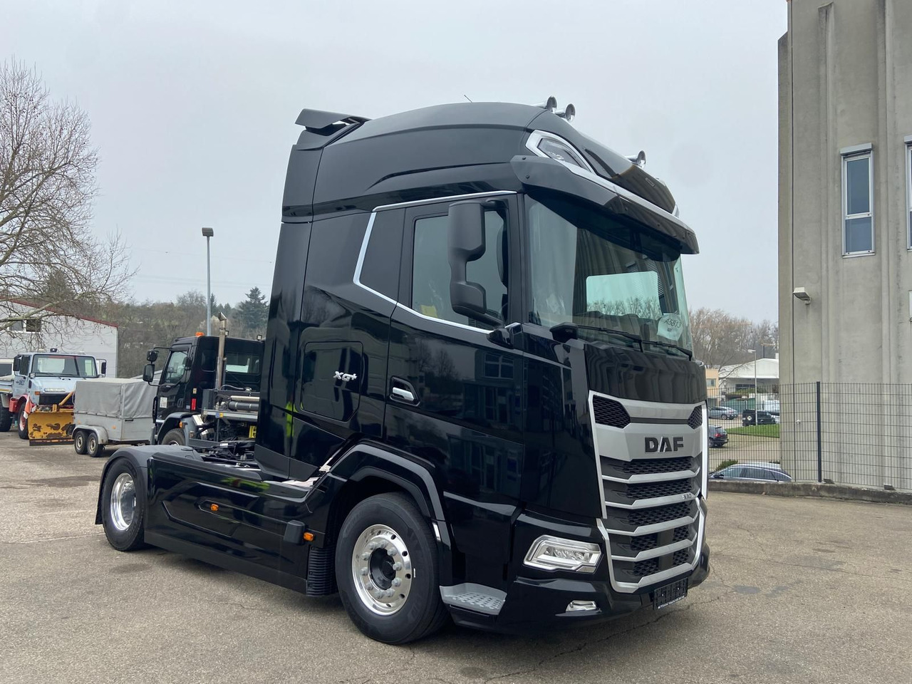 DAF XG+ 530 FT Edition Black DAF XG 530 FT Edition Black - Тягач: фото 2 DAF XG+ 530 FT Edition Black DAF XG 530 FT Edition Black - Тягач: фото 2