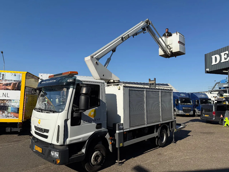 Iveco ML 100 ML100E18 custers skyworker 2009 - Грузовик: фото 2 Iveco ML 100 ML100E18 custers skyworker 2009 - Грузовик: фото 2