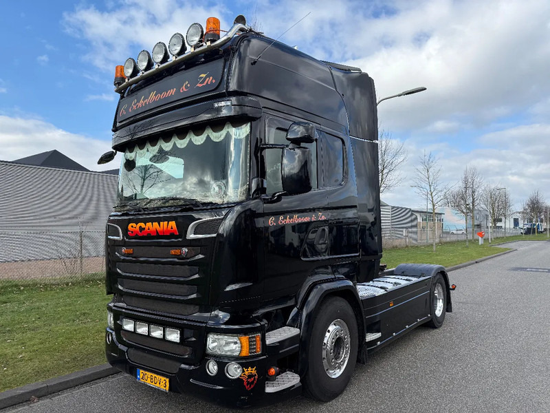 Scania R410 2014 euro 6 black beauty ! met koppeling !!! - Тягач: фото 1 Scania R410 2014 euro 6 black beauty ! met koppeling !!! - Тягач: фото 1