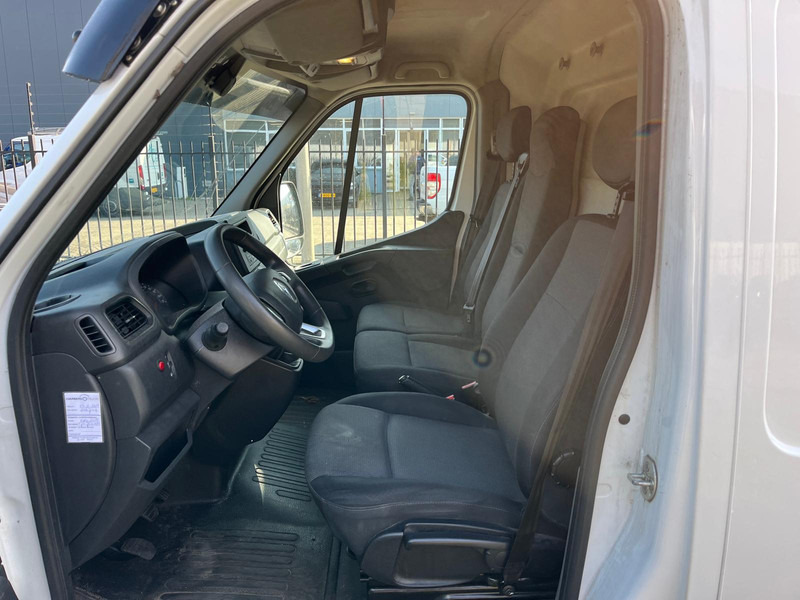 Цельнометаллический фургон Renault Master 135,35 L3 H2, Zonneklep/Sun visor, Verstralers/Beam lights: фото 16