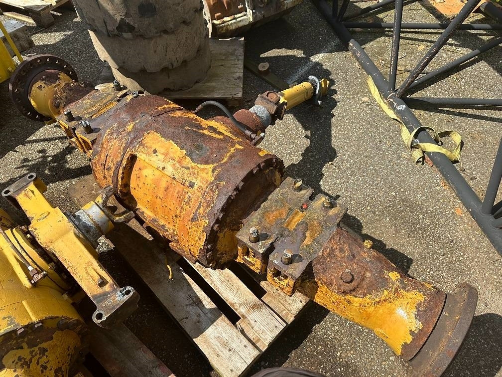 CAT 950 G front axel - Ось и запчасти для Строительной техники: фото 3 CAT 950 G front axel - Ось и запчасти для Строительной техники: фото 3
