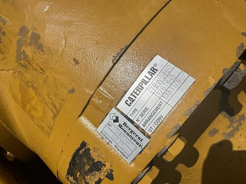 CAT 950 G rear axel 126-7845 - Ось и запчасти для Строительной техники: фото 4 CAT 950 G rear axel 126-7845 - Ось и запчасти для Строительной техники: фото 4