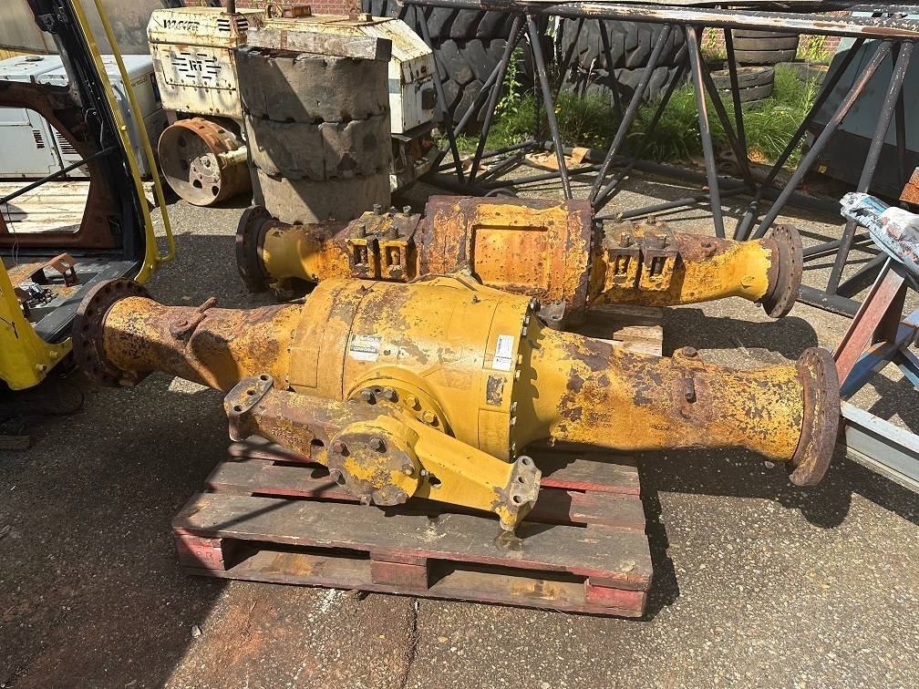 CAT 950 G rear axel 126-7845 - Ось и запчасти для Строительной техники: фото 1 CAT 950 G rear axel 126-7845 - Ось и запчасти для Строительной техники: фото 1