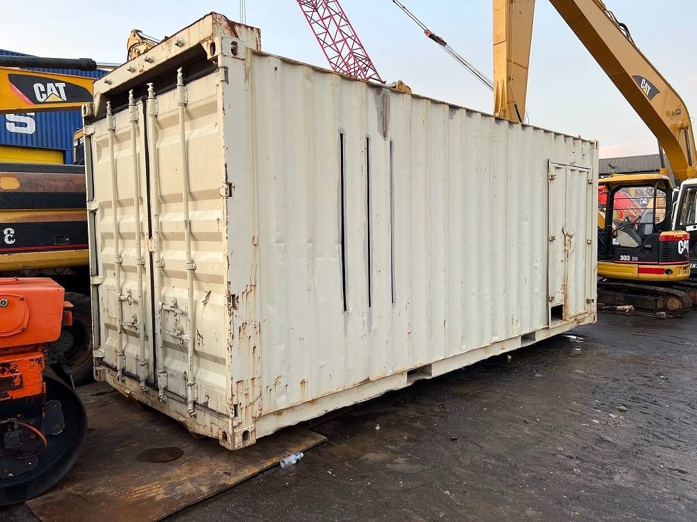 CAT C18 650kva generator - Электрогенератор: фото 1 CAT C18 650kva generator - Электрогенератор: фото 1