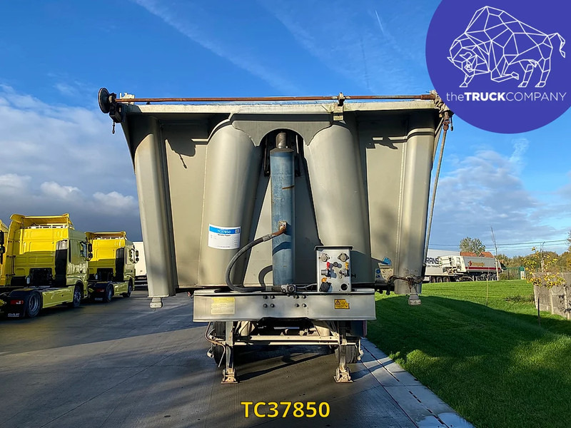 Benalu - Самосвальный полуприцеп: фото 4 Benalu - Самосвальный полуприцеп: фото 4