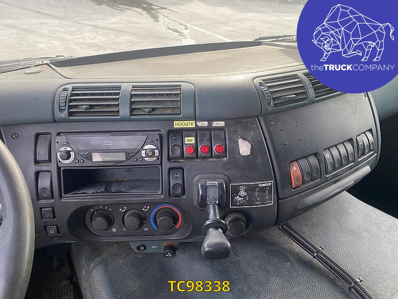 DAF CF 85 340 - Грузовик-контейнеровоз/ Сменный кузов: фото 2 DAF CF 85 340 - Грузовик-контейнеровоз/ Сменный кузов: фото 2
