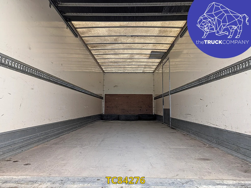 Iveco EuroCargo 120 E22 - Грузовик с закрытым кузовом: фото 3 Iveco EuroCargo 120 E22 - Грузовик с закрытым кузовом: фото 3