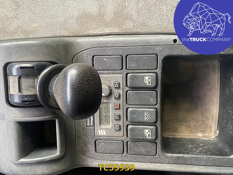 MAN TGA 430 - Грузовик-контейнеровоз/ Сменный кузов: фото 2 MAN TGA 430 - Грузовик-контейнеровоз/ Сменный кузов: фото 2