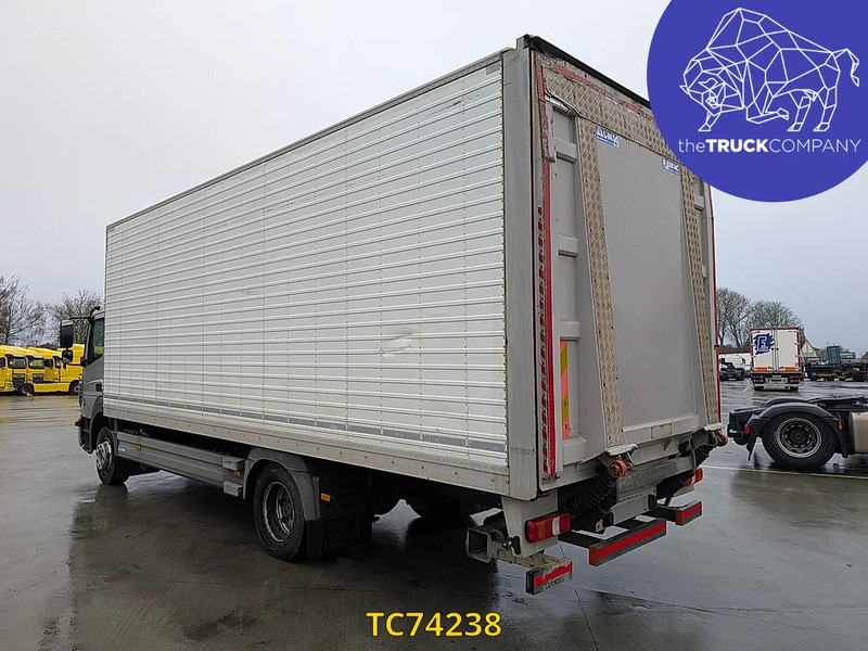 Mercedes-Benz Atego 1221 - Грузовик с закрытым кузовом: фото 2 Mercedes-Benz Atego 1221 - Грузовик с закрытым кузовом: фото 2