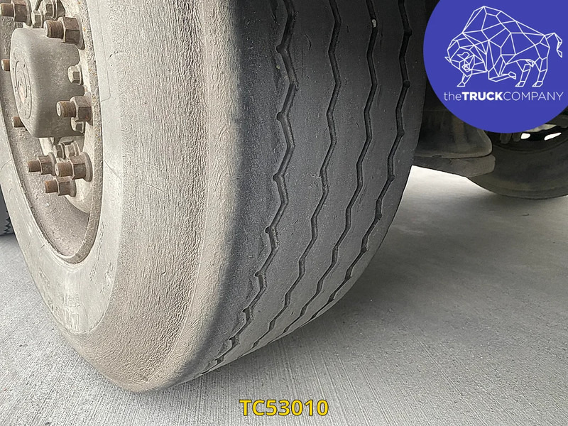 Samro - Тентованный полуприцеп: фото 4 Samro - Тентованный полуприцеп: фото 4