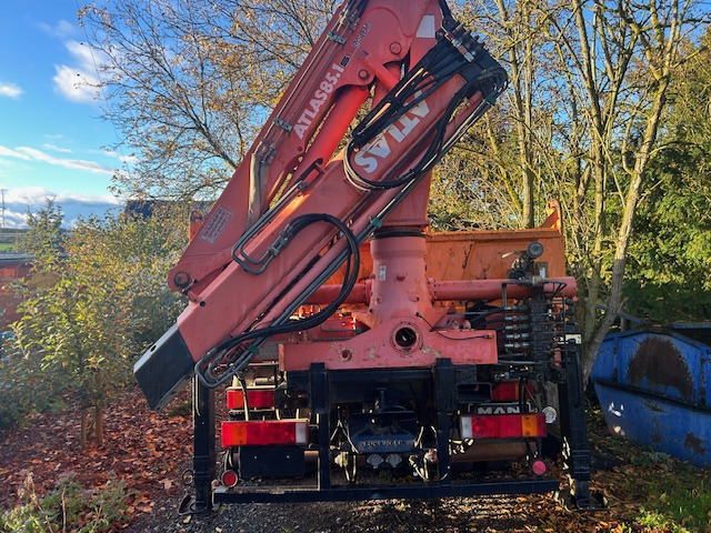 MAN 19 293 4x4 Kran Atlas 85.1 A2 - Самосвал: фото 2 MAN 19 293 4x4 Kran Atlas 85.1 A2 - Самосвал: фото 2