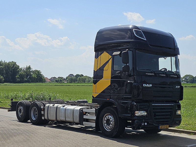 DAF XF 105.460 SSC 6X2 FAS MANUAL - Грузовик-шасси: фото 5 DAF XF 105.460 SSC 6X2 FAS MANUAL - Грузовик-шасси: фото 5