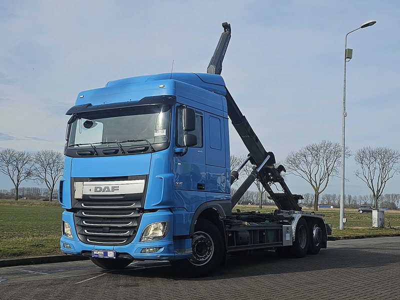 DAF XF 460 6X2 INTARDER - Крюковой мультилифт: фото 1 DAF XF 460 6X2 INTARDER - Крюковой мультилифт: фото 1