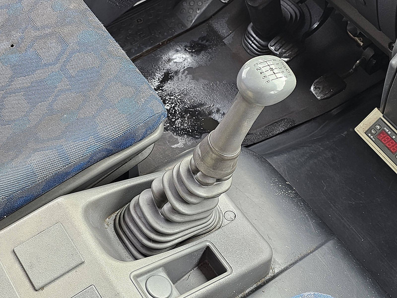 Тентованный грузовик Iveco 120E24 EUROCARGO: фото 11 Тентованный грузовик Iveco 120E24 EUROCARGO: фото 11