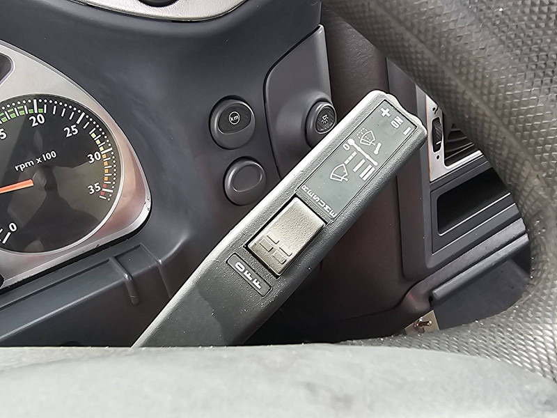 Тентованный грузовик Iveco 120E24 EUROCARGO: фото 10 Тентованный грузовик Iveco 120E24 EUROCARGO: фото 10