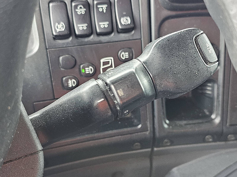 Рефрижератор Scania P320 6X2*4 LAMBERET LIFT: фото 14 Рефрижератор Scania P320 6X2*4 LAMBERET LIFT: фото 14