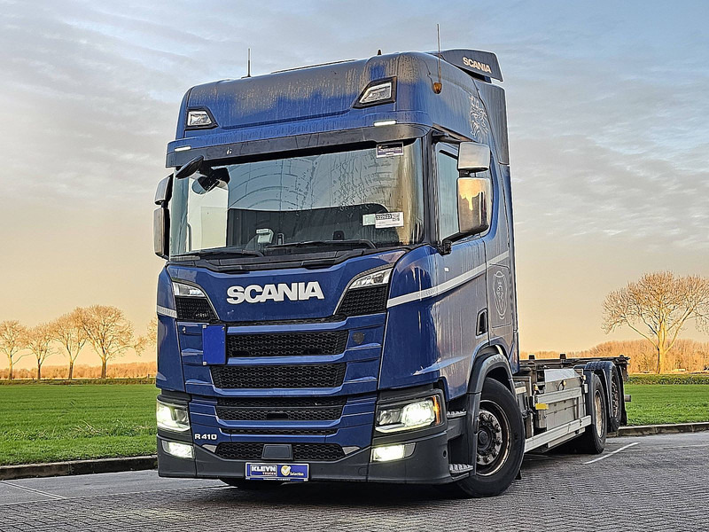 Scania R410 CNG - Грузовик-контейнеровоз/ Сменный кузов: фото 1 Scania R410 CNG - Грузовик-контейнеровоз/ Сменный кузов: фото 1