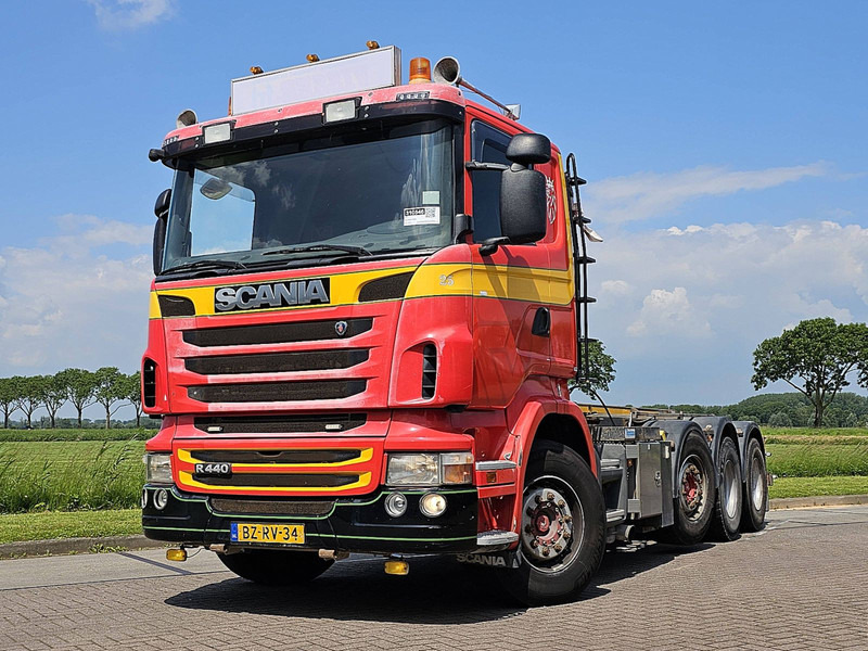 Scania R440 8X2 CR16 MANUAL 3+3 - Тросовый мультилифт: фото 1 Scania R440 8X2 CR16 MANUAL 3+3 - Тросовый мультилифт: фото 1