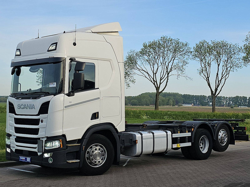 Scania R450 6x2*4 - Грузовик-контейнеровоз/ Сменный кузов: фото 2 Scania R450 6x2*4 - Грузовик-контейнеровоз/ Сменный кузов: фото 2
