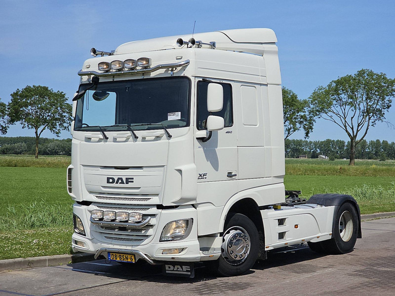 DAF XF 460 - Тягач: фото 2 DAF XF 460 - Тягач: фото 2