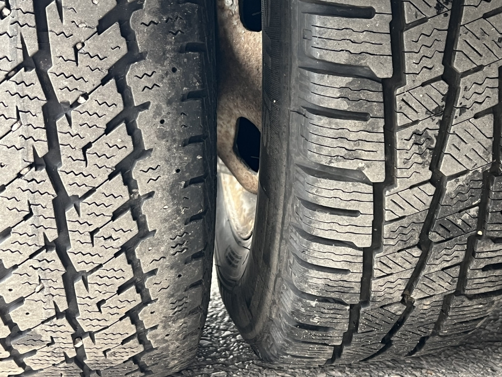 Iveco Daily 35C18 3.0 Euro4 Tempomat 4,15m Koffer+ LBW - Малотоннажный фургон: фото 4 Iveco Daily 35C18 3.0 Euro4 Tempomat 4,15m Koffer+ LBW - Малотоннажный фургон: фото 4