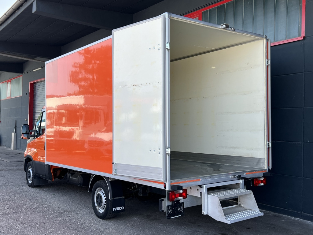 Iveco Daily 35S14 MAXI 4,35m Portaltüren Klima Kamera - Малотоннажный фургон: фото 4 Iveco Daily 35S14 MAXI 4,35m Portaltüren Klima Kamera - Малотоннажный фургон: фото 4