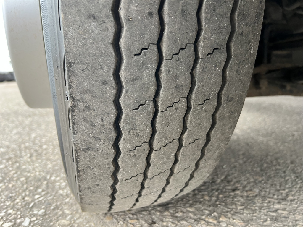 Mitsubishi Fuso Canter 9C18 5,8m Euro6d Klimaaut. Tempomat - Грузовик-шасси: фото 3 Mitsubishi Fuso Canter 9C18 5,8m Euro6d Klimaaut. Tempomat - Грузовик-шасси: фото 3