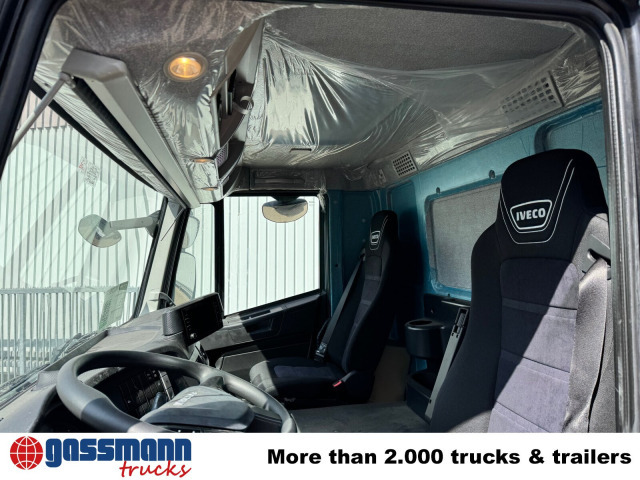 Iveco X-Way AD360X40Z/P 8x4 - Грузовик-шасси: фото 2 Iveco X-Way AD360X40Z/P 8x4 - Грузовик-шасси: фото 2