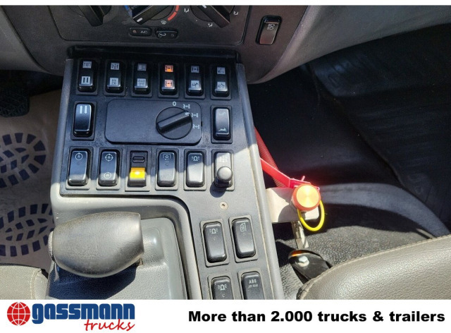 Unimog U 20 4x4, Zapfwelle, Kran Hiab 022D-3 HiDuo, - Лёгкий коммерческий автомобиль: фото 5 Unimog U 20 4x4, Zapfwelle, Kran Hiab 022D-3 HiDuo, - Лёгкий коммерческий автомобиль: фото 5