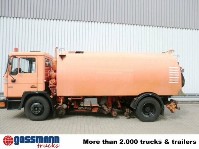 MAN M03 14.152 4x2, Schienenkehrmaschine - Подметально-уборочная машина: фото 4 MAN M03 14.152 4x2, Schienenkehrmaschine - Подметально-уборочная машина: фото 4