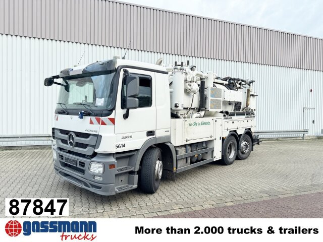 Mercedes-Benz Actros 2536 L 6x2, Müller Saug- und Spülwagen - Подметально-уборочная машина: фото 1 Mercedes-Benz Actros 2536 L 6x2, Müller Saug- und Spülwagen - Подметально-уборочная машина: фото 1