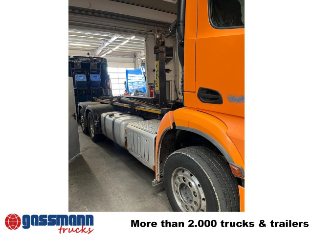 Mercedes-Benz Arocs 2552 L 6x2, Lenk-/Liftachse - Крюковой мультилифт: фото 4 Mercedes-Benz Arocs 2552 L 6x2, Lenk-/Liftachse - Крюковой мультилифт: фото 4