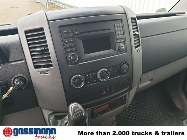 Mercedes-Benz Sprinter 313 KA 4x2 - Цельнометаллический фургон: фото 2 Mercedes-Benz Sprinter 313 KA 4x2 - Цельнометаллический фургон: фото 2