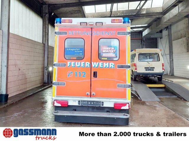 Mercedes-Benz Sprinter 515 CDI 4x2, Rettungswagen, Retarder - Цельнометаллический фургон: фото 4 Mercedes-Benz Sprinter 515 CDI 4x2, Rettungswagen, Retarder - Цельнометаллический фургон: фото 4