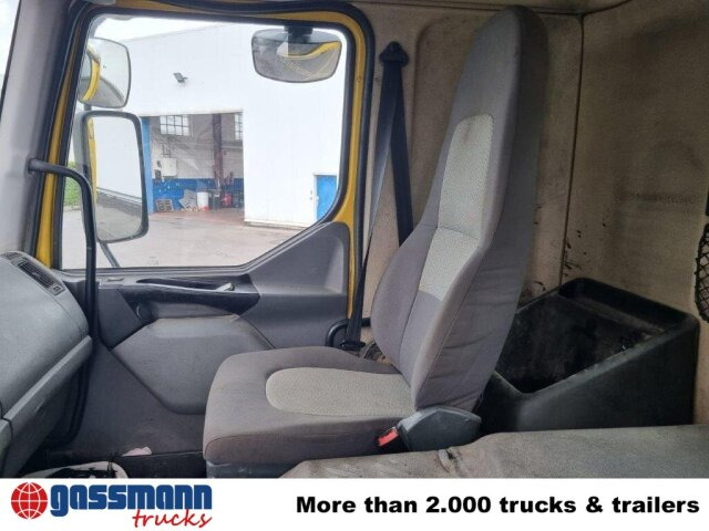 Renault Kerax 380.26 6x4, Bordmatik links - Самосвал: фото 3 Renault Kerax 380.26 6x4, Bordmatik links - Самосвал: фото 3