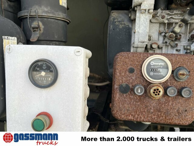 Renault Midliner S170 4x4, 6000l Wassertank - Грузовик-цистерна: фото 2 Renault Midliner S170 4x4, 6000l Wassertank - Грузовик-цистерна: фото 2