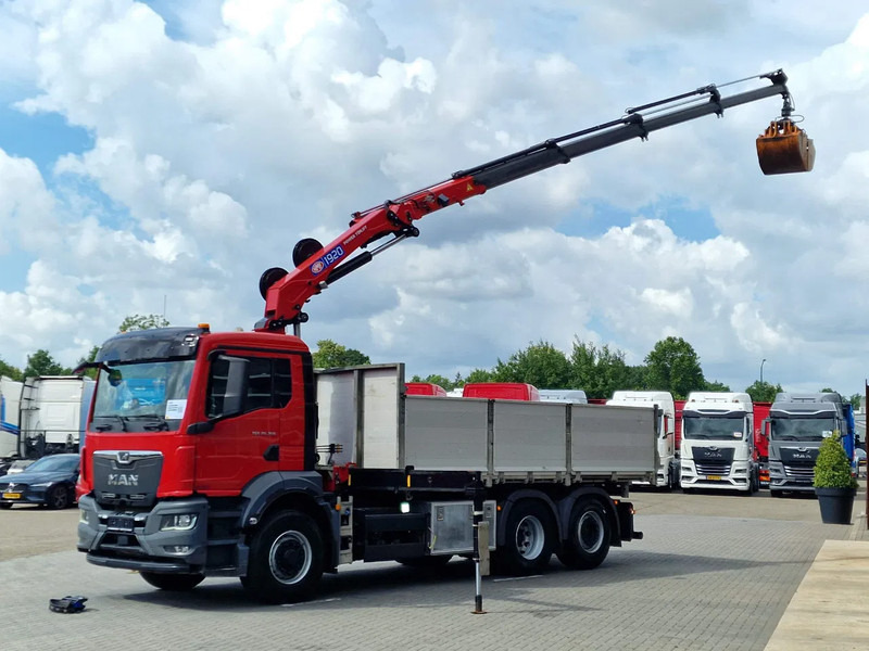 MAN TGS 26.360 6x4 Hydrodrive / Crane HMF1920K-RCS / 3 way tipper HMF / Low KM 110.700! - Автоманипулятор: фото 4 MAN TGS 26.360 6x4 Hydrodrive / Crane HMF1920K-RCS / 3 way tipper HMF / Low KM 110.700! - Автоманипулятор: фото 4