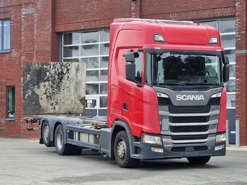 Scania S500 NGS Highline 6x2 - BDF - Full air - Loadlift - Navi - Retarder - Грузовик-контейнеровоз/ Сменный кузов: фото 1 Scania S500 NGS Highline 6x2 - BDF - Full air - Loadlift - Navi - Retarder - Грузовик-контейнеровоз/ Сменный кузов: фото 1