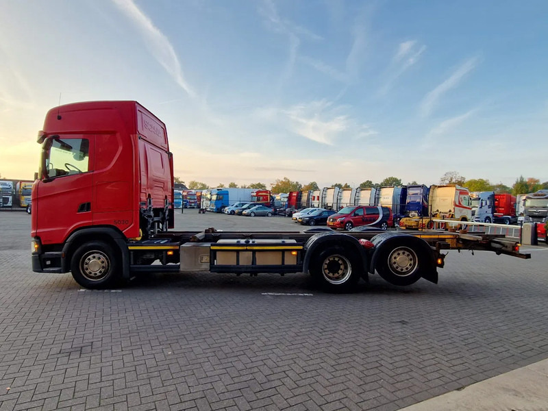 Scania S500 NGS Highline 6x2 - BDF - Full air - Navi - Retarder - Грузовик-контейнеровоз/ Сменный кузов: фото 4 Scania S500 NGS Highline 6x2 - BDF - Full air - Navi - Retarder - Грузовик-контейнеровоз/ Сменный кузов: фото 4