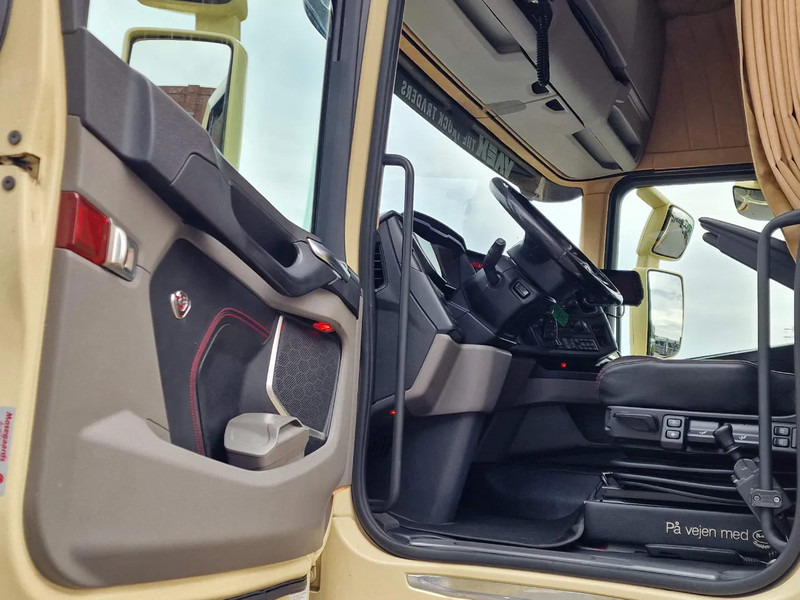 Тягач Scania R580 V8 NGS Highline 6x2 - PTO/Hydraulic - 2.95 WB - Retarder - Night clima - Custom interior: фото 9