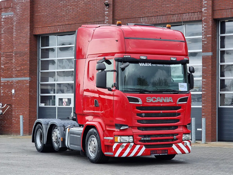 Scania R580 V8 Topline 6x2/4 MLB - Retarder - Full air - Steering axle - 2x tank - Тягач: фото 1 Scania R580 V8 Topline 6x2/4 MLB - Retarder - Full air - Steering axle - 2x tank - Тягач: фото 1