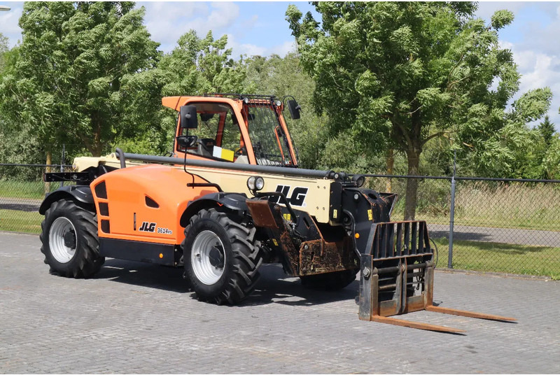JLG 3614 RS | HYDR. FORKS | BUCKET | LOW HOURS - Телескопический погрузчик: фото 5 JLG 3614 RS | HYDR. FORKS | BUCKET | LOW HOURS - Телескопический погрузчик: фото 5